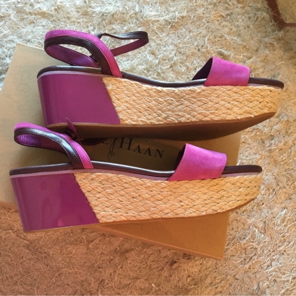 COLE HAAN FLATFORM ESPADRILLES! LIKE NEW! - Picture 3 of 5